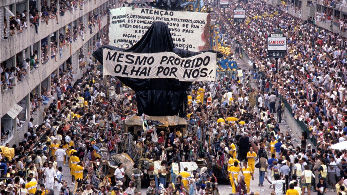 Escola de Samba Beija-Flor faz 70 anos e ganha exposição